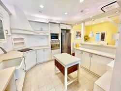 High Street Centre (D6), Apartment #565825151